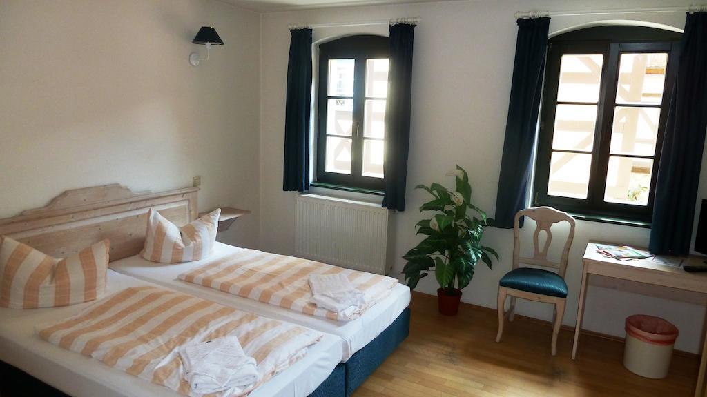 MB Hotel Weißer Hirsch Hohnstein Zimmer foto